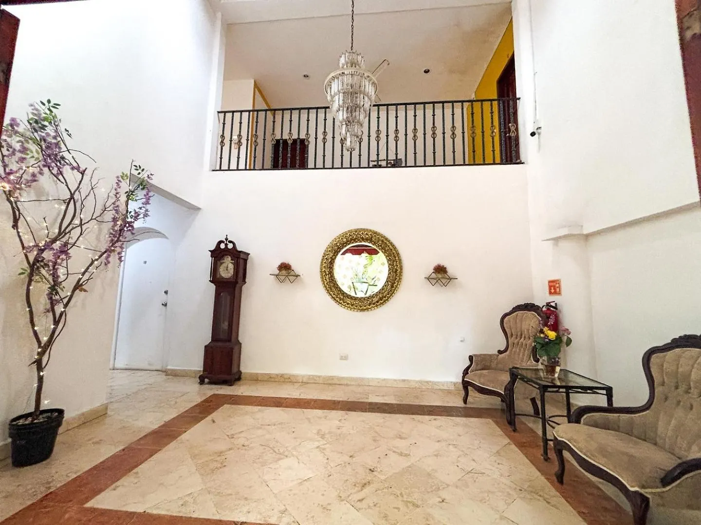 Spacious King Room Near Beach & Quinta Playa del Carmen
