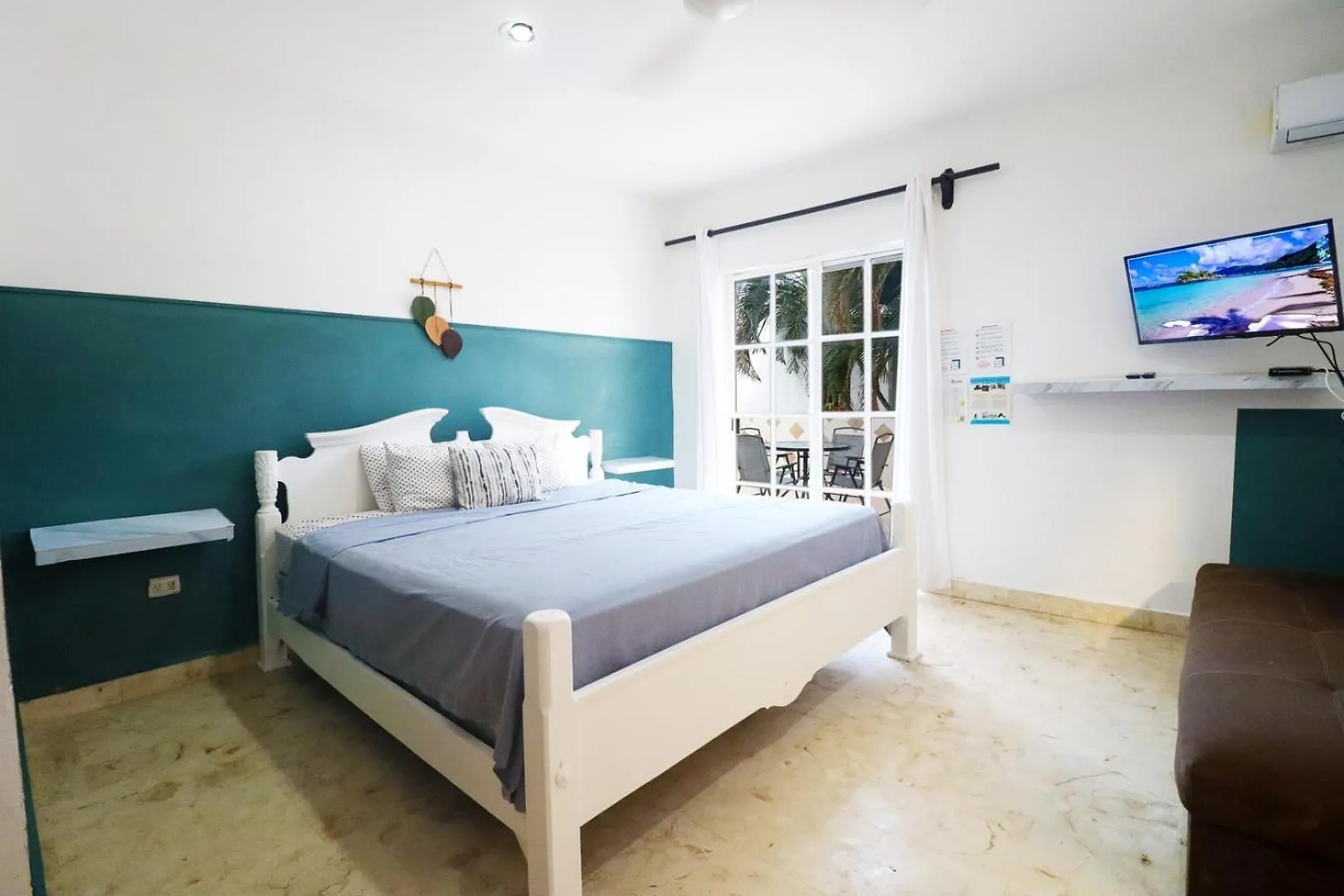 Spacious King Room Near Beach & Quinta Playa del Carmen Apartamento