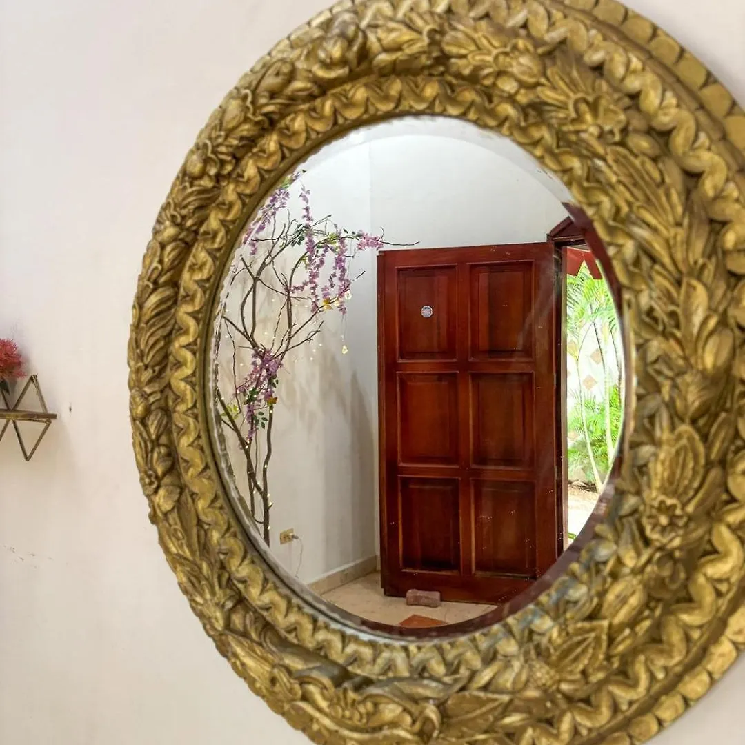 Spacious King Room Near Beach & Quinta Playa del Carmen Apartamento
