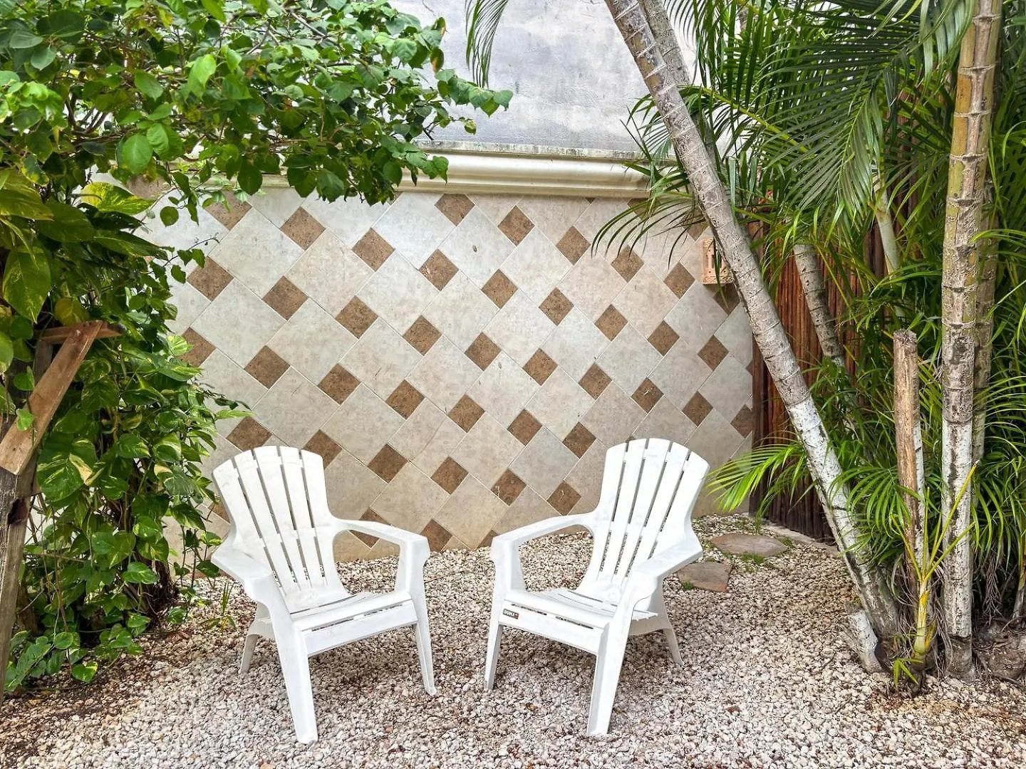Spacious King Room Near Beach & Quinta Playa del Carmen
